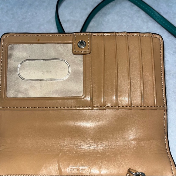 Coach small crossbody with adjustable strap - Picture 7 of 12